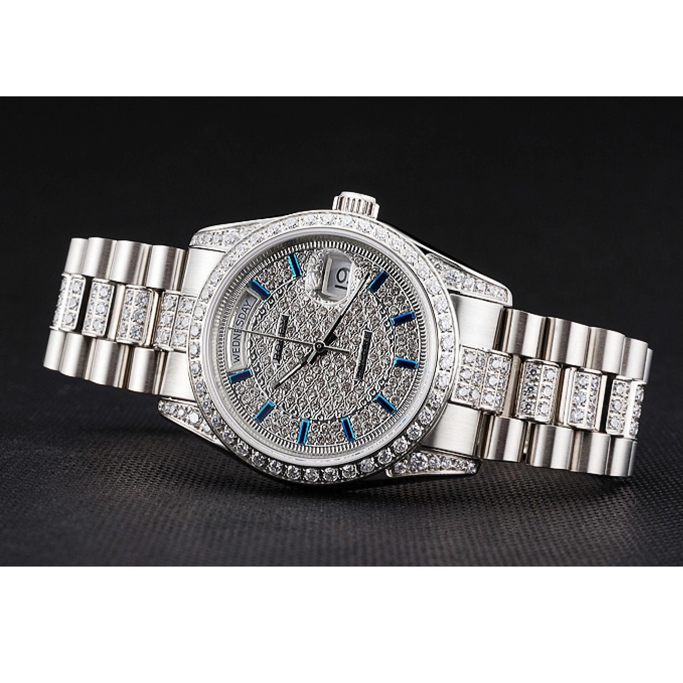 Aaa replica watch Bracelet Date Steel Bezel Rolex And Diamond Pave And Swiss Day Stainless Dial 0518
